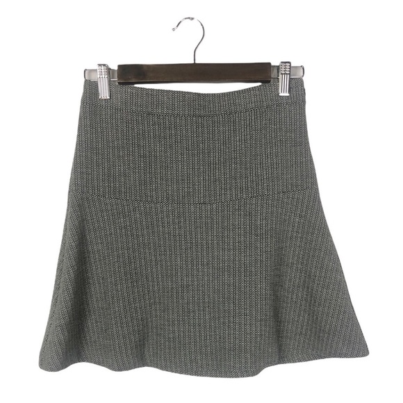 Loft Black & White Printed Knit Trumpet Mini Skirt 00P - Picture 1 of 5